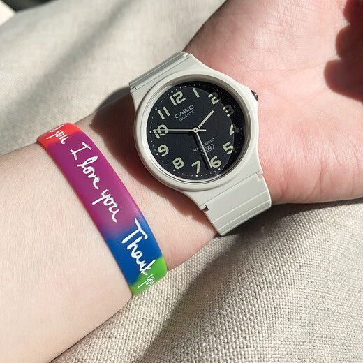 CASIO watch, Qiao Mei's same small black watch, simple, lightweight and versatile student watch, exam neutral watch, Valentine's Day gift MQ-24UC-8B recommended