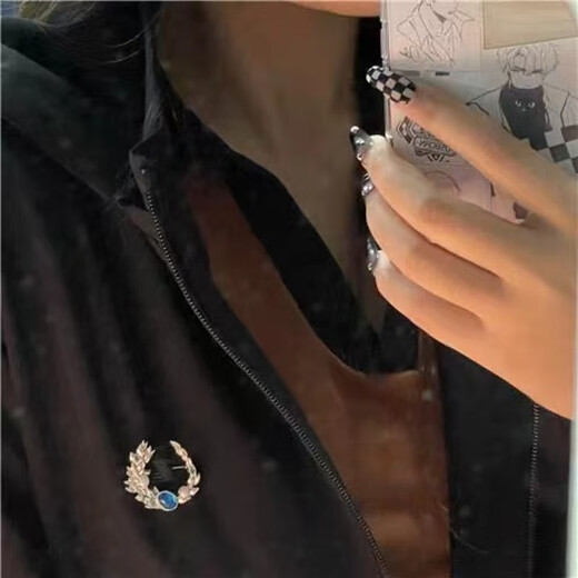 QUAMER brooch Love of Light and Night peripheral accessories high-end temperament metal badge clothing pin Xiao Yi brooch