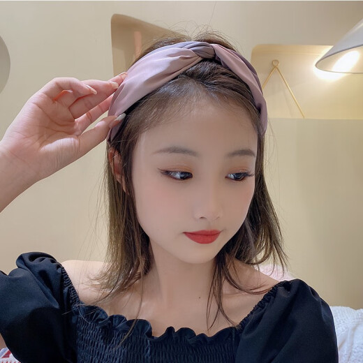 Yidaier coreano NUEVA CROSA DE COLLA DE GRANDE HIGHT BANDA PARA TEMPERAMENTO DE MUJER, COMIDADA DADA DE DADA, PEQUEÑA CAINPIN RETRO PEQUEÑA, CAILLA PINK F1424