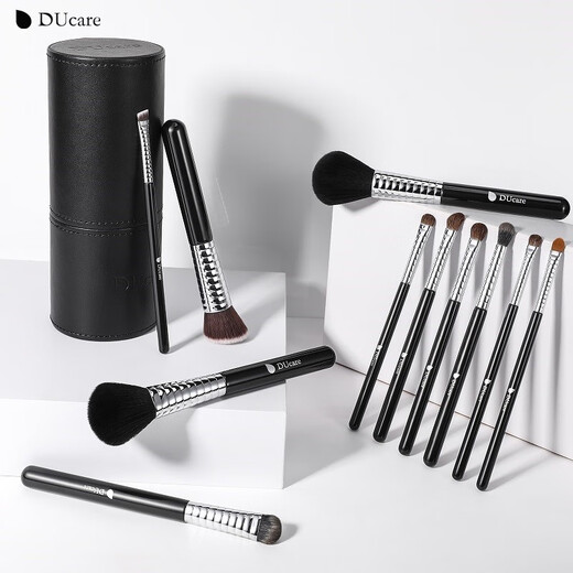 Daiko makeup brush animal hair set brush loose powder blush foundation brush eye shadow concealer lip and eyebrow brush beauty tool brush makeup animal hair 11 brush set (brush bucket + gift box) Daiko makeup brush animal hair set brush loose powder blush foundation brush eye shadow concealer lip and eyebrow brush beauty tool brush makeup animal hair 11 brush set (brush bucket + gift box)