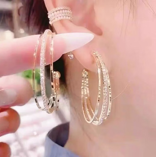 Timo live broadcast new trendy multi-layered large earrings 925 silver needle large hoop earrings Internet celebrity temperament goddess style exaggerated earrings Sansheng Sanshi large hoop earrings silver A21-208