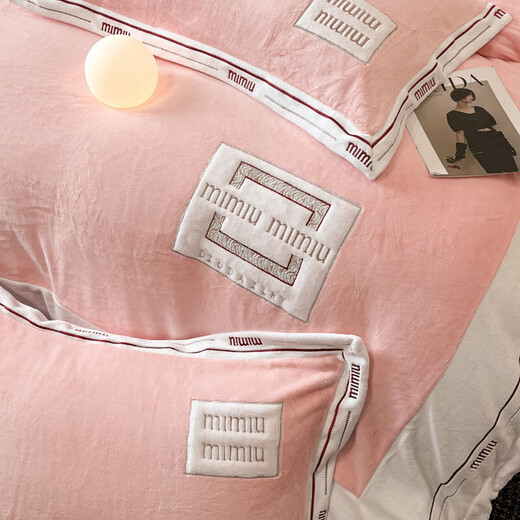 Mercury Series 200 Count Light Luxury Winter Full Matte Class A Milk Velvet Four-piece Set Thickened Warm Coral Velvet Embroidered Quilt Cover Bed Sheet Tully-Pink Antistatic + Thickened + No Shedding 1.5m Sheet Style Four-piece Set Antistatic + Thickened + No Shedding