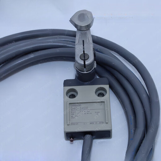 D4C-1233 D4C-3420 limit switch D4C-1233