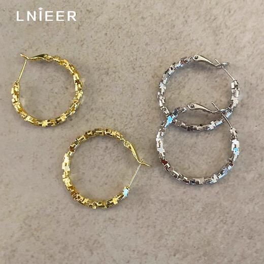 Lnieer Broken Silver Hoop Earrings for Women 2025 New Hot Style Earrings Light Luxury High-Quality Exaggerated Earrings Square Round Face Earrings Silver Broken Silver Hoop Earrings 925 Silver Needle