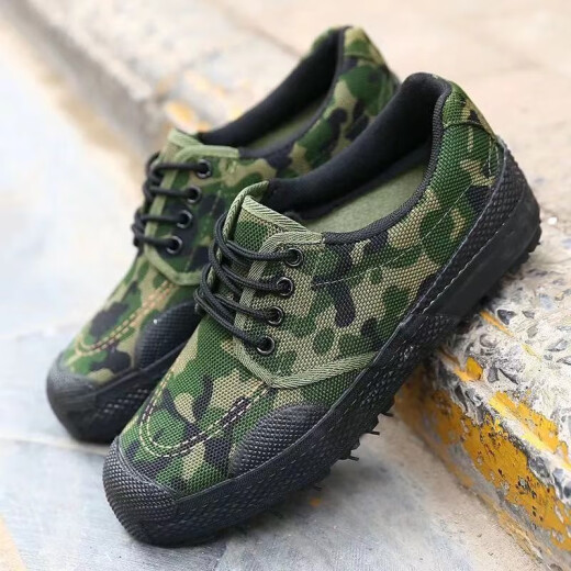 Construction site liberation shoes, anti-puncture men's rubber shoes, wear-resistant, non-slip, breathable canvas shoes, camouflage labor protection shoes, anti-smash work shoes, ordinary low-cut florets 41