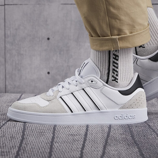 Chaussures pour hommes adidas Spring Nouveau basses chaussures décontractées à la mode et à la mode confortable Aw3889 FY5914 / réverbé