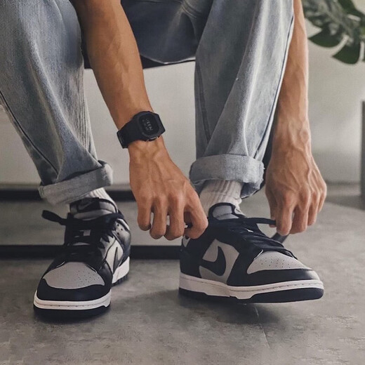 Nike Nike Nike Dunk Low SB SB MENS ET FEMMES SPORTS ET FEMMES CASSOIRS LOW TOP SKATBOAD GEORGETOWN GRY BLUE DD1391-003 40.5