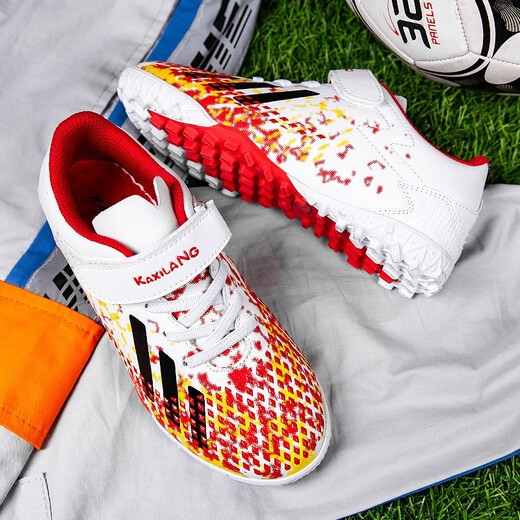 Chaussures de football tangcun pour enfants tf ongles brisés velcro pour garçons et filles élèves de l'école primaire professionnels formation de taille pour enfants de taille spéciale 6199 blanc et rouge brandissant 33 chaussures de sport standard taille