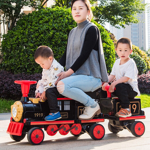Hand in hand small train children's electric car four-wheel male and female baby stroller children can sit adults and children toy car red and black four-wheel drive + dual battery parent-child car/remote control