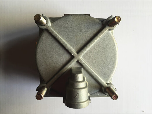 Yusenyi Tianlong Hercules Tianjin brake relay valve high pressure relay valve 792C 3527Z26-001