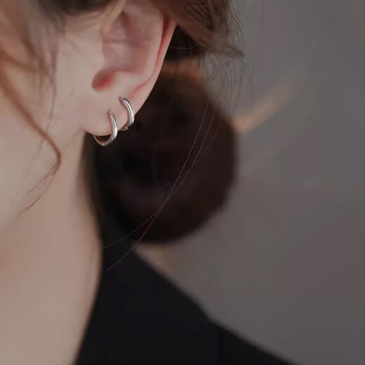 Warme Farben Pure Silver Ear Hole Earrings for Women Women's Silver Earrings Simple Cold Style Ear Bone Nails Simple Ear Sticks Girl's Birthday Gift 1 Pair of Earrings and Earrings + A Pair of Round Head Earrings