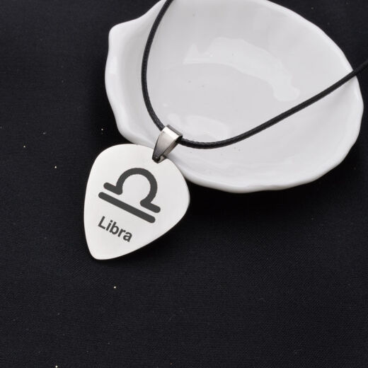 
Toto stickers, twelve constellations necklaces, guitar picks, custom-made best friend couples, titanium steel leather rope necklace, SN9928, one side, one side, one side, one side, zodiac sign - Scorpio, with stainless steel bead chain 60cm