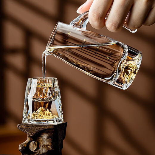 Diamond gold foil gold mountain white cup set creative household crystal glass divider small cup strong cup diamond gold foil cup 15ml six pieces