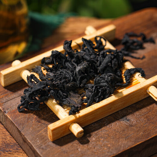 Eucommia Ulmoides Leaf Tea, новый продукт в Чжанджиаджи, Хунань, Eucommia ulmoides Leaf Leaf Eucmia Ulmoides Leaf, пропитанные в воде, можно использовать с розами, гипсом, синим, зеленым и Robu Erma, 500G.
