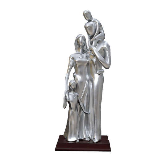 
Shantoulin Village is suitable for pregnancy gifts for family of four ornaments for the 10th anniversary of the wedding anniversary to send wife to newlyweds 15935 silver lettering boy family of three