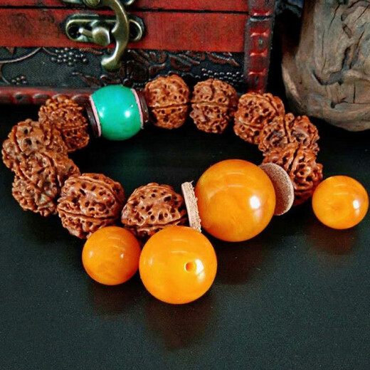 Shuque old beeswax round beads, natural raw ore chicken oil red old wax amber single plant Rudraksha bracelet accessories loose beads, natural old beeswax diameter 20mm (single)