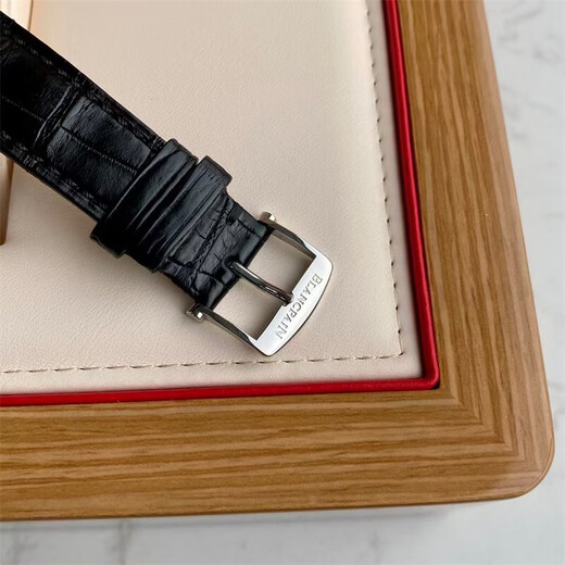 [Second-Hand 99 New] Blancpain Classic Series fünfzig Fathoms-Serie Satin Frosted Edelstahl Titan Cermet Fashion Casual Business Belt Automatikmaschinerie Fünfzig Männer Watch Classic Serie 6223-1127-55a 38 Uhrendurchmesser Full Set Full Set