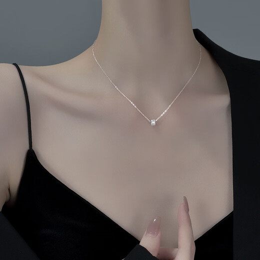 Ai Ying'er small waist necklace women's silver clavicle chain high-end fashion pendant Valentine's Day birthday gift for girlfriend and wife white small waist necklace