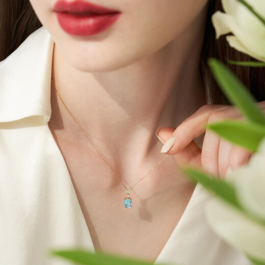 Chow Tai Fook ENZO Classic Colorful 18K Gold Topaz Peridot Diamond Necklace for Women EZV8887