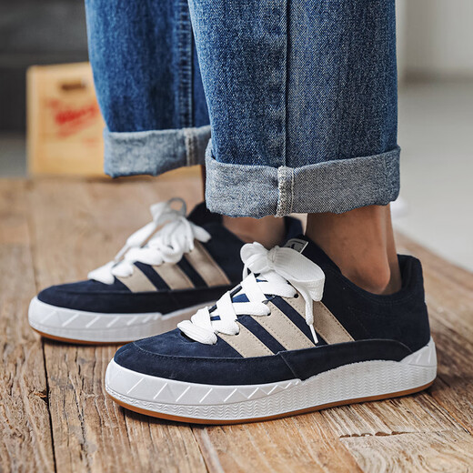 SUPNBA21 Shark Bread Chaussures 2025 Nouvelle marque de mode Chaussures de planche épaisses Sports décontractés Skateboard TRENDY SHOING BRESSIONNES SHOIS CASSOIRES SUPPLACES X9903 MI ORANGE 39