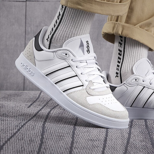 Chaussures pour hommes adidas Spring Nouveau basses chaussures décontractées à la mode et à la mode confortable Aw3889 FY5914 / réverbé