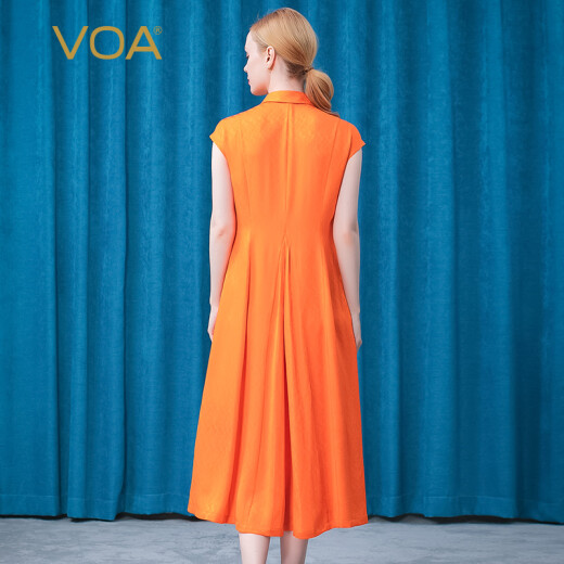 VOA22姆米真丝暗纹提花POLO领包肩袖直筒褶皱设计淑女连衣裙 AE738 快乐橙子(C02)  160/M
