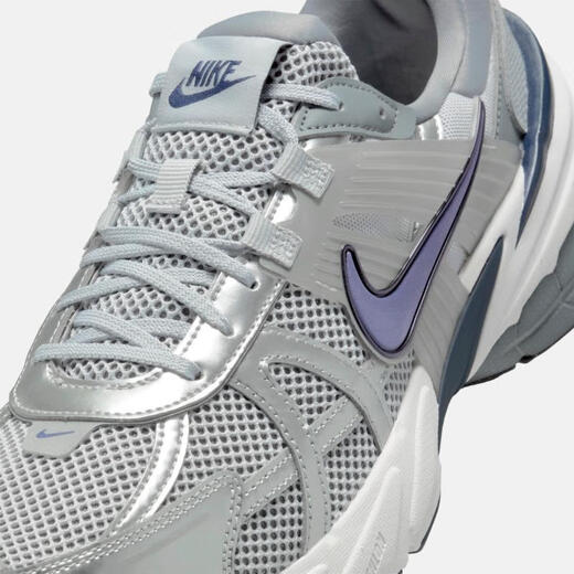 耐克（NIKE）V2K Run 男子运动鞋 HJ4497-002 42