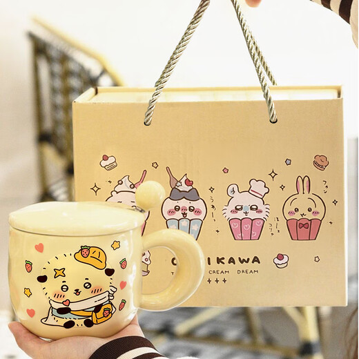 
Zhewei chiikawa Usaki best friend boyfriend and girlfriend sister high-looking birthday gift SN4877 Jiyi eating lollipop 420ML cup + milk ball spoon + foam box packaging