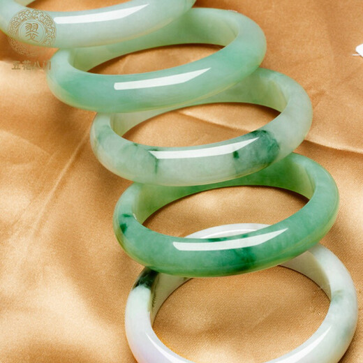 Various jade bracelets, Burmese jade bracelets, jade bracelets, women's models, natural A-grade waxy ice seeds, floating flowers for girlfriends and mothers, inner diameter 52-59