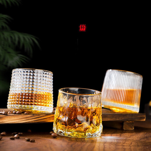 Export to domestic sales rotating glass wine glass tumbler beer glass foreign wine glass ice ball whiskey cup hammered whiskey rotating wine glass 180ml 1 piece