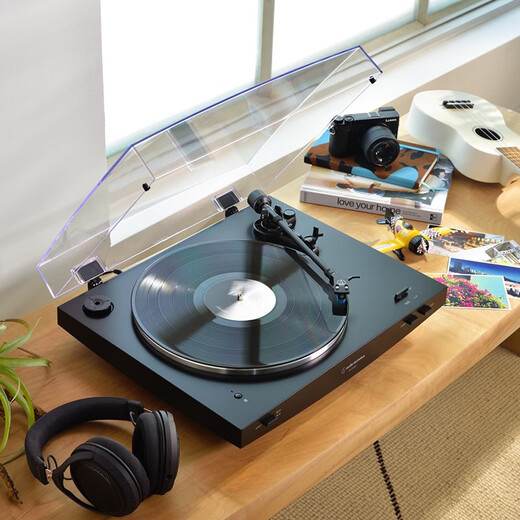 Audio-Technica LP3XBT Audio-Technica Bluetooth vinyl record player professional audio retro record player record player Bluetooth record player LP3XBT white