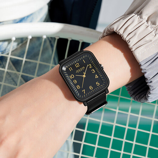 Julius Watch Student Student 2025 New Women's Watch Nicho de goma de goma Sports Square Square Watch Women Women's Watch 1477 Negro