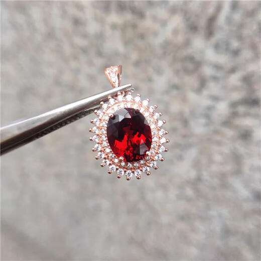 DL 1998 Fat Donglai same style 18k gold ruby pendant large carat pigeon blood red 8*10mm natural l garnet 92 wine red main stone 8*10mm rose gold