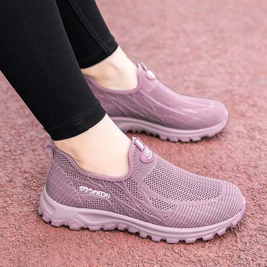 足力健大师老北京布鞋女夏季透气网鞋中老年妈妈软底老人健步鞋 藕粉 【热销款】 38