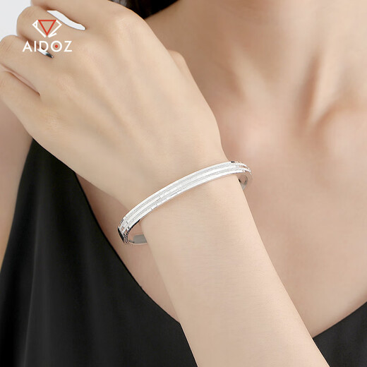 Aido Diamond Platinum Bracelet Women's Boutique pt950 White Gold Shining Double Sand Carving Track Wide Surface Perfect Circle Semi-Solid Inner Diameter 60mm Weight 23.79g Width Approximately 6.0mm
