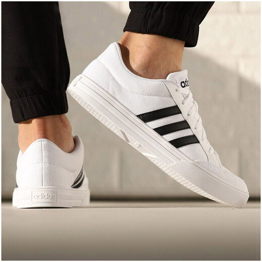阿迪达斯 （adidas）新款三叶草男鞋秋冬冬季运动鞋轻便舒适透气复古时尚休闲鞋板 AW3889 42.5