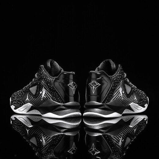 
Kobe basketball shoes men's breathable mesh AJ odorproof high top venom 5 anti-slip wear-resistant Irving 7th generation 8 friction sound speed 9 air cushion shock absorbing cement floor combat boots 6 children's sports shoes A9905 black purple flat sole 40