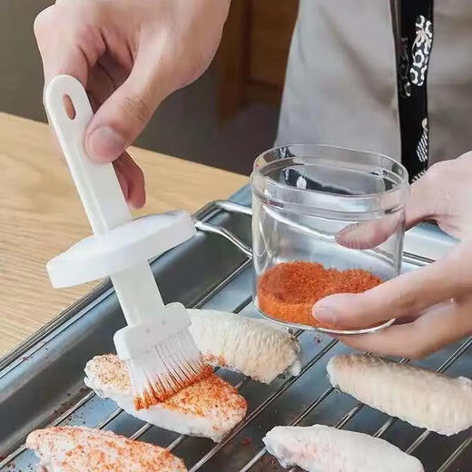 Oil brush with bottle, household high temperature resistant kitchen pancake brush, oil brush, honey bottle, condiment bottle, barbecue oil brush artifact, nylon soft bristle brush*, precise control of oil volume, green 1 piece* thickened version, oil pot and oil brush integrated