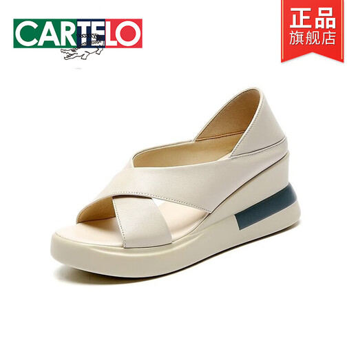 Cartelo Krokodilkeilsandalen für Frauen, die echte Leder -Dicke Sohle 2025 Sommer neu vielseitiger Fisch Mund Schwamm Kuchen -Sohle und Heeled Damenschuhe von Weiß 39