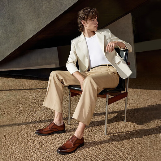 Belle business leather shoes men's formal shoes cowhide inner height brogue wedding shoes large size 89183AM9 brown-classic 42 (260mm)