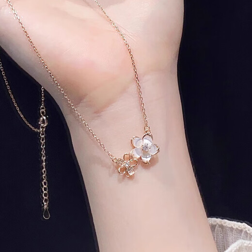 Warme Farben flower pure silver necklace for women, light luxury temperament souvenir clavicle chain pendant for women, practical birthday gift for girlfriend, flower necklace