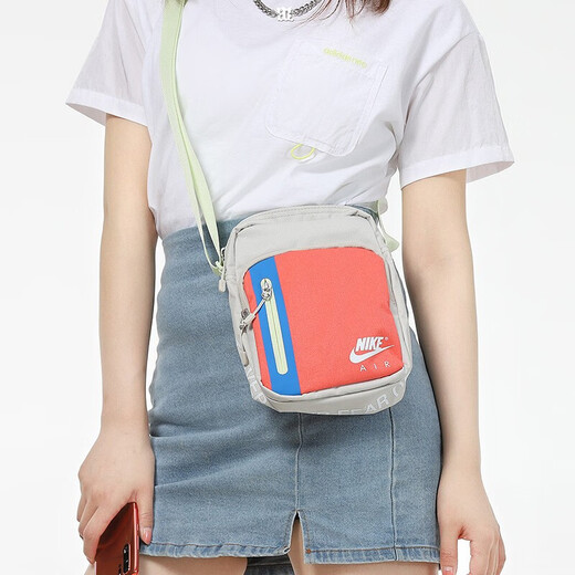 耐克（NIKE）男包女包新款运动包时尚单肩包斜挎包学生小包骑行包 DJ7372-072 MISC