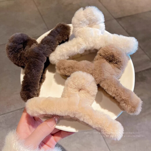 
Autumn and winter plush hair clip women's large-size hair volume big shark clip hair clip back head hair clip headgear plush clip - light khaki/11cm