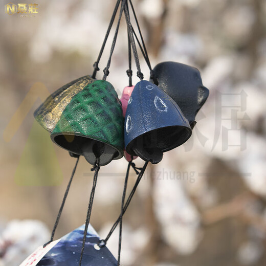 Nie Zhuang Feng CHIME suspendu japonais Feng Feng CHIME B&B Metal Retro and Scenic Area Balcony Courte Temple Temple Prayer Cons (avec signe imperméable)