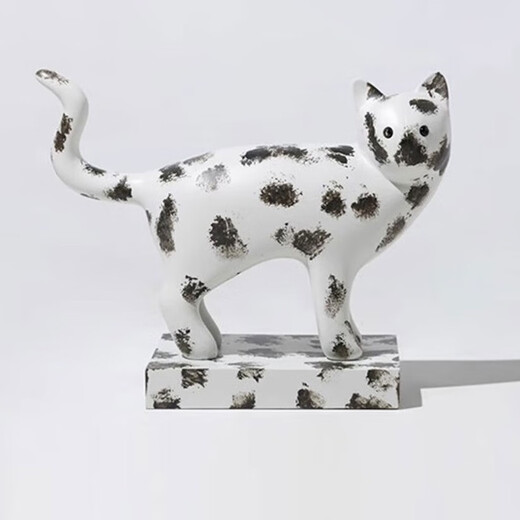 
Ruonai Inspiredby: Di@r gray and blue leopard cat ornaments porch study living room fashionable people artistic ornaments [Dior leopard cat]
