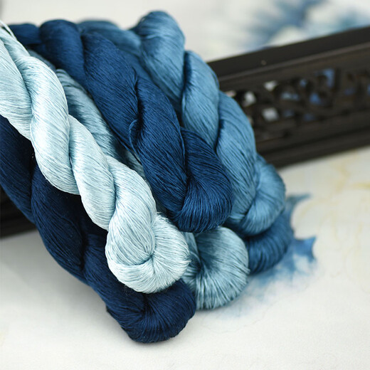 Other embroidery craftsmen No. 118 mulberry silk thread large Suzhou embroidery entangled velvet handmade embroidery thread embroidery thread ink blue embroidery thread No. 3 5 small