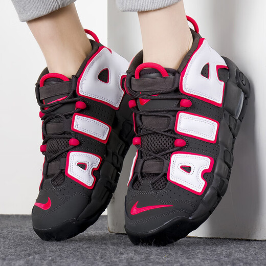 耐克（NIKE）女鞋2025夏季新款Air more Uptempo皮蓬减震篮球鞋大童运动休闲鞋 DH9719-200黑白红 36.5