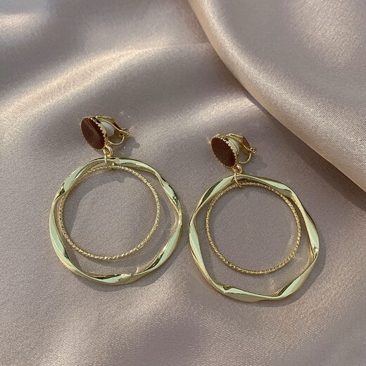 Qindu feeling light luxury ear clip without piercing female niche design internet celebrity temperament earrings retro French pearl earrings summer pj 05 brown large hoop ear clip