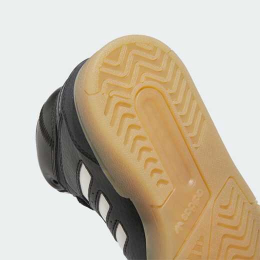 【9成新】阿迪达斯 （adidas）儿童DROP STEP SHOES 经典中帮运动鞋雪地靴IG1479 黑色 29 