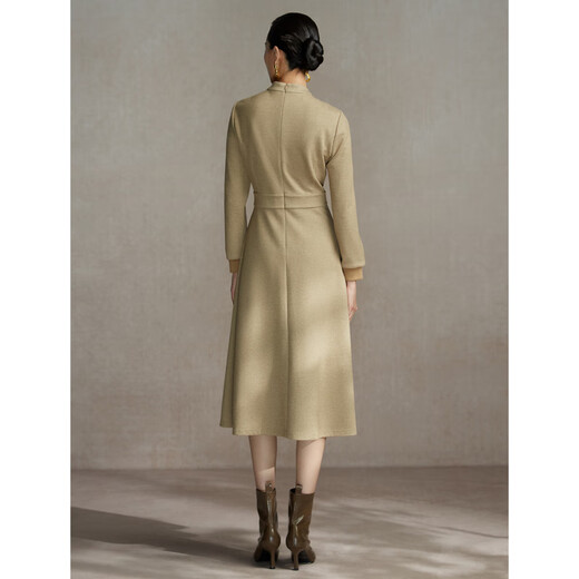 Armoire rose et bleue Nouvelle robe tricotée de tempérament ancien de style chinois pour la jupe de chameau de chameau neuf et d'hiver